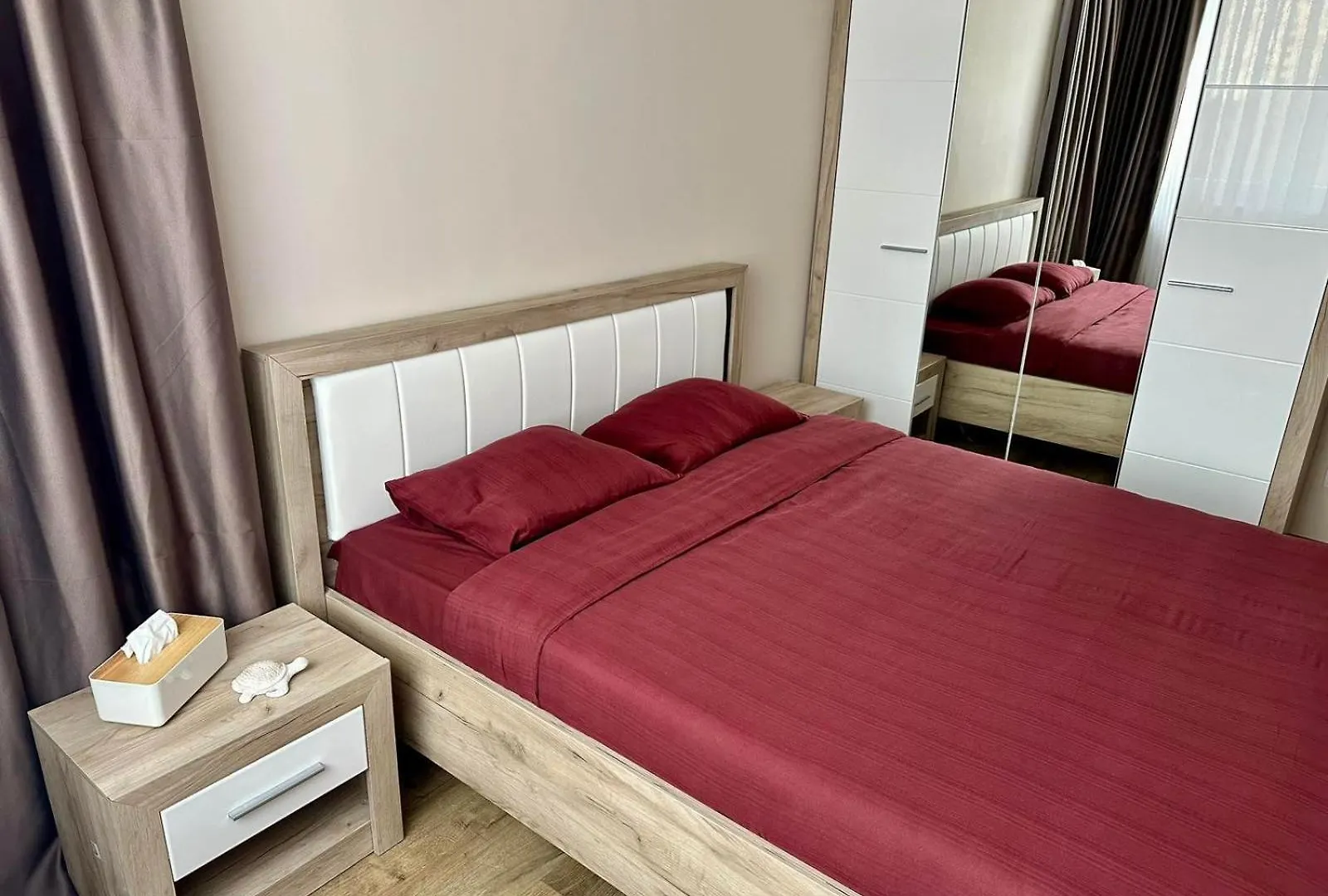 Center Elegant Living Apartment Sofia Bulgaria